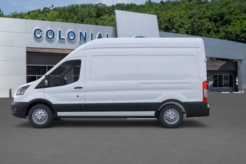 2025 Ford Transit photo 1