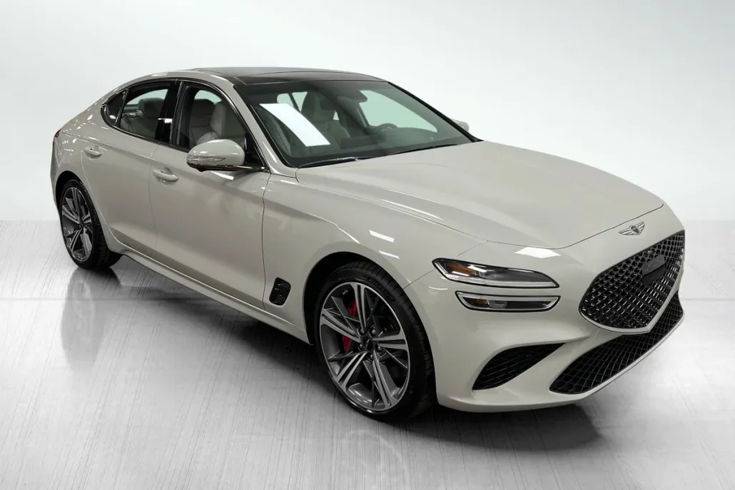 2025 Genesis G70 3.3T Sport Prestige photo 1