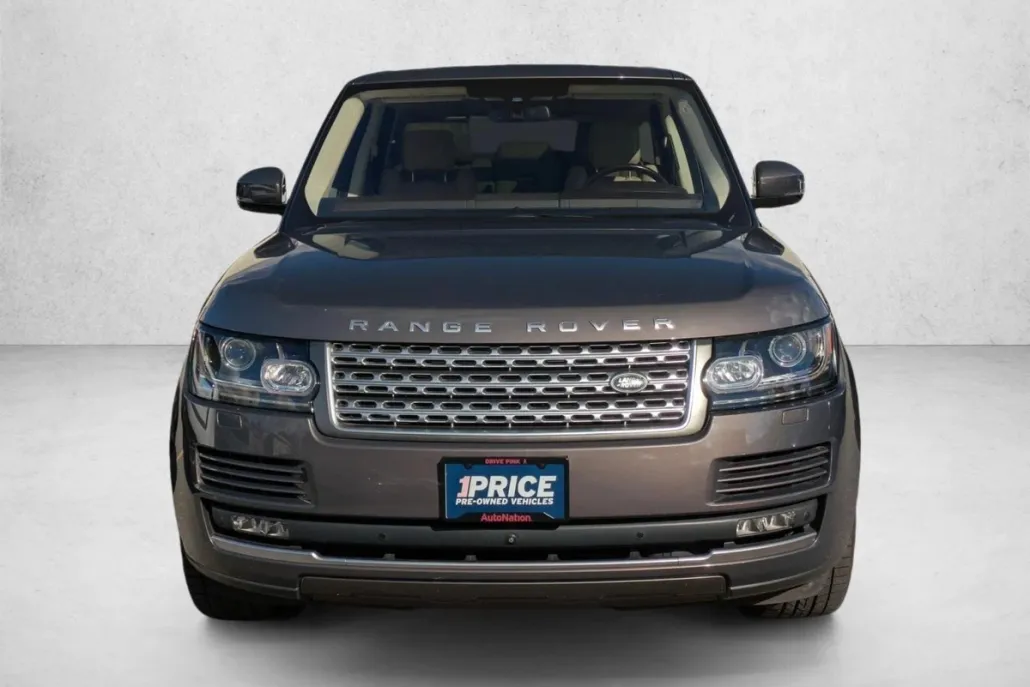 2016 Land Rover Range Rover HSE photo 1