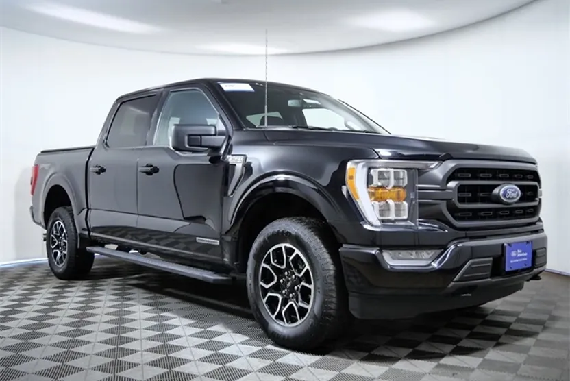 2023 Ford F-150 XLT photo 1