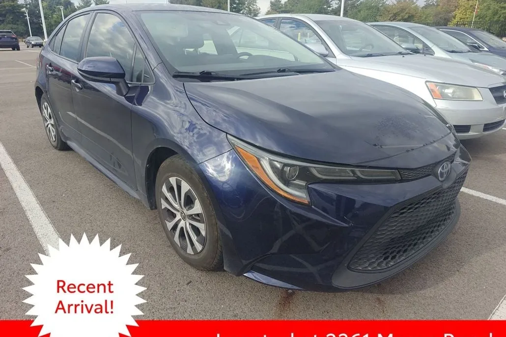 2022 Toyota Corolla Hybrid LE photo 1