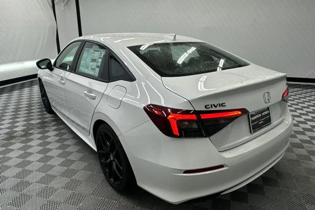 2026 Honda Civic Sport photo 1