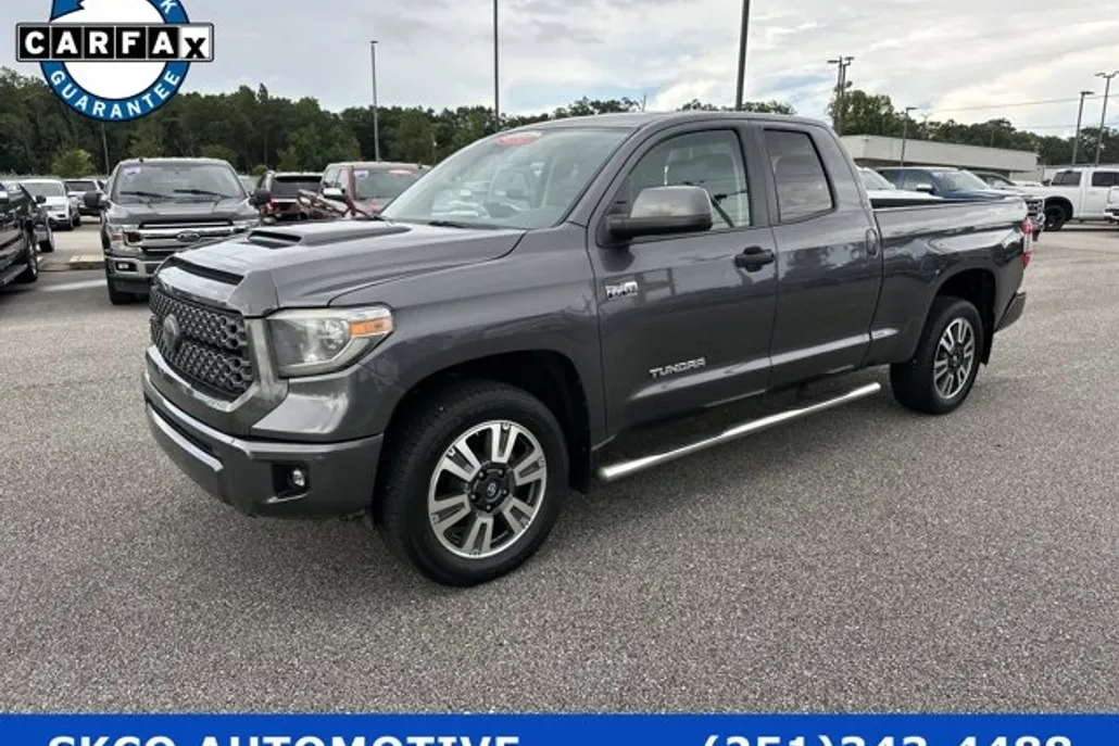2018 Toyota Tundra SR5 photo 1