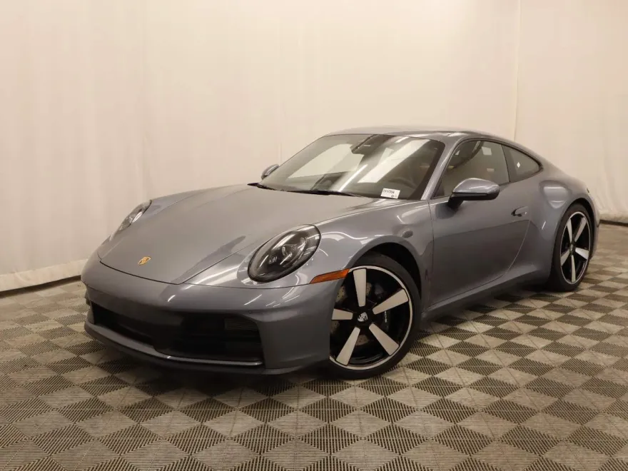 2025 Porsche 911 photo 1