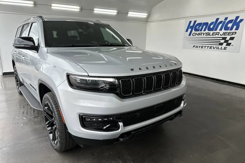 2025 Jeep Wagoneer Series II Carbide photo 1