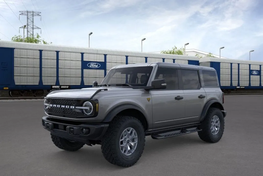 2025 Ford Bronco Badlands photo 1