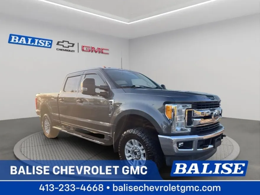 2017 Ford F-250 photo 1