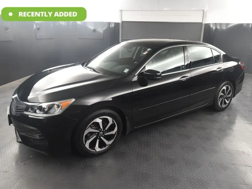 2017 Honda Accord EX-L V6 photo 1