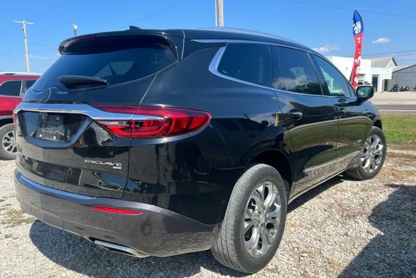 2018 Buick Enclave Avenir photo 1