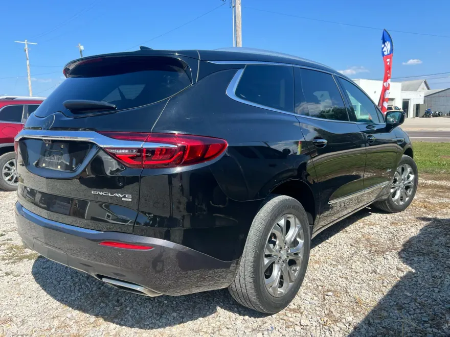 2018 Buick Enclave Avenir photo 1
