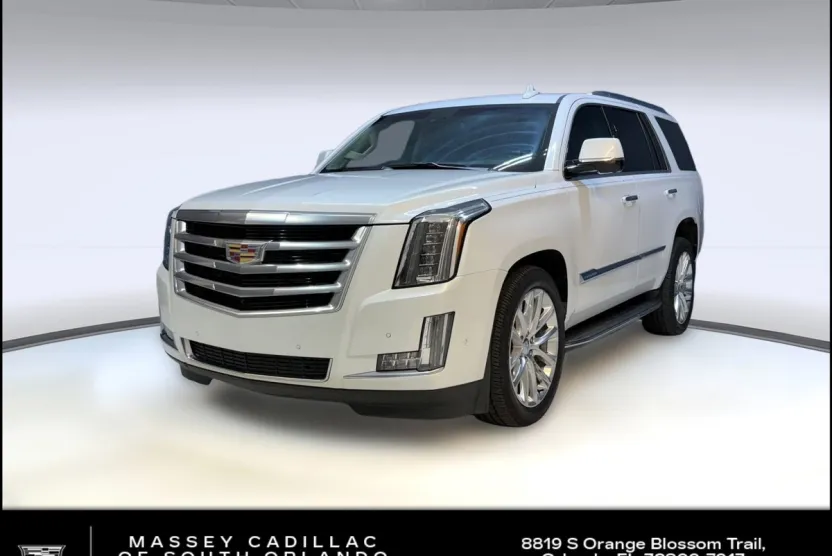 2019 Cadillac Escalade Luxury photo 1