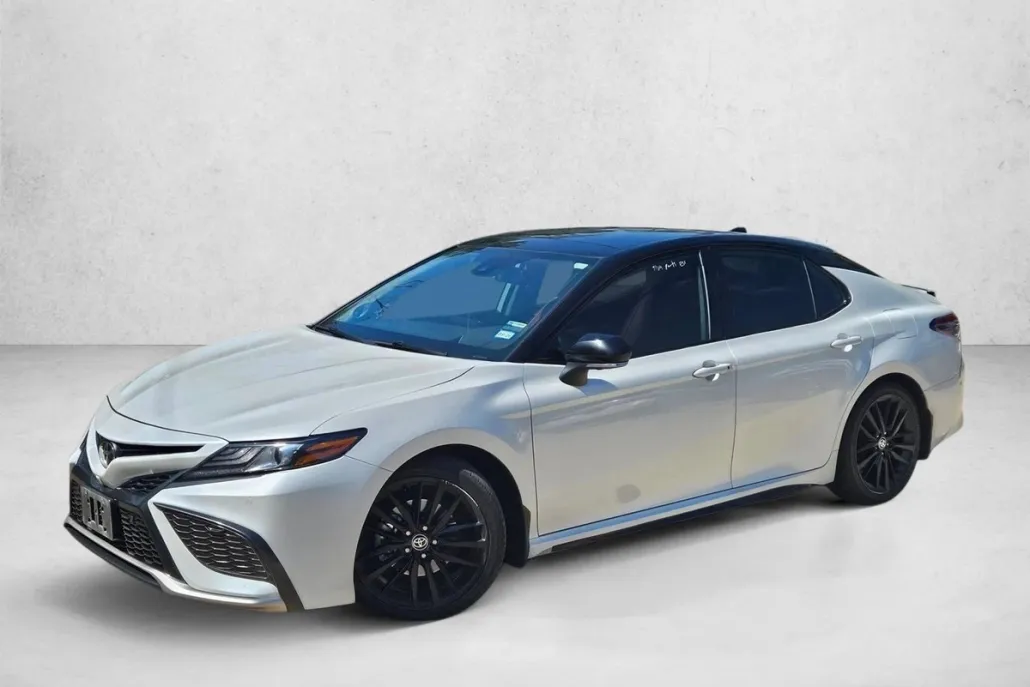 2021 Toyota Camry XSE V6 photo 1
