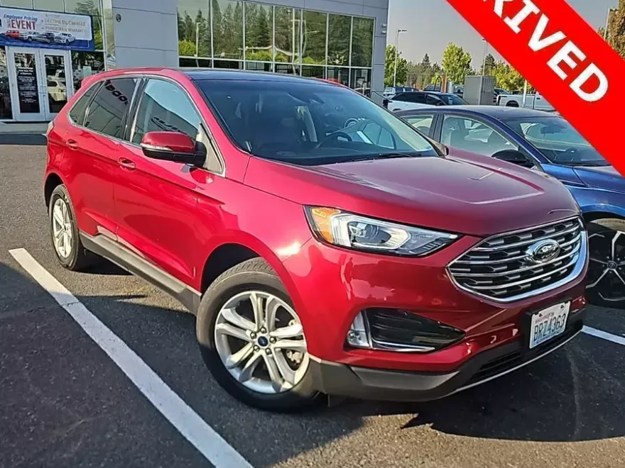 2019 Ford Edge SEL photo 1
