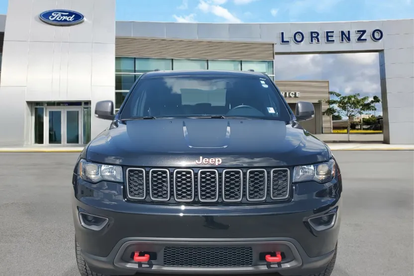 2021 Jeep Grand Cherokee Trailhawk photo 1