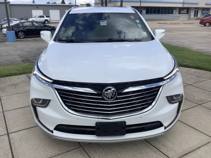 2024 Buick Enclave Premium photo 1