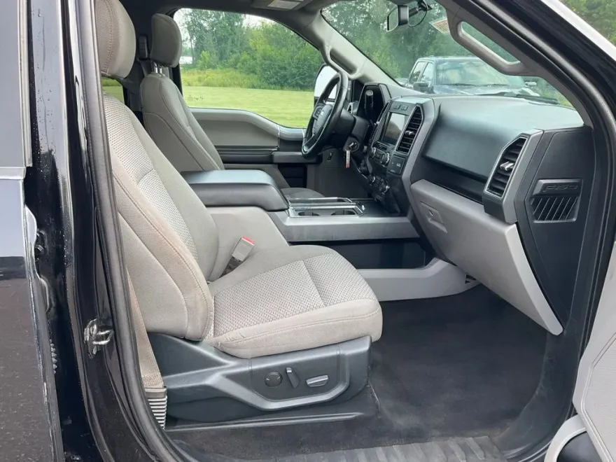 2020 Ford F-150 XL photo 1