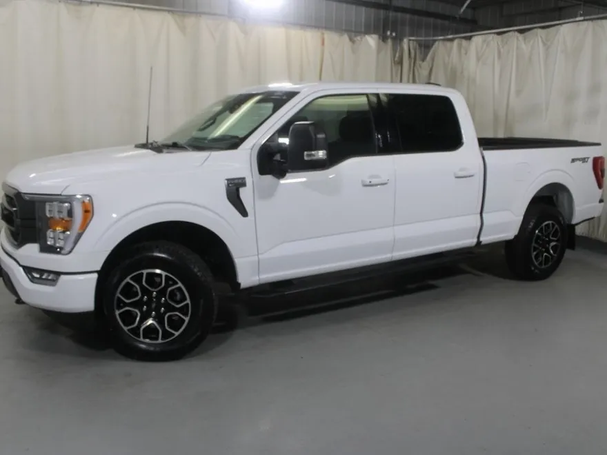 2023 Ford F-150 XLT photo 1