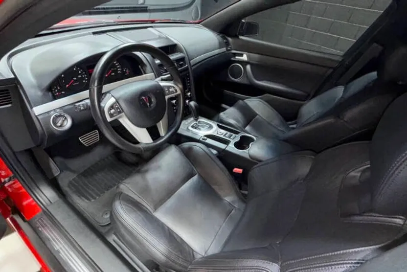 2009 Pontiac G8 GT photo 1
