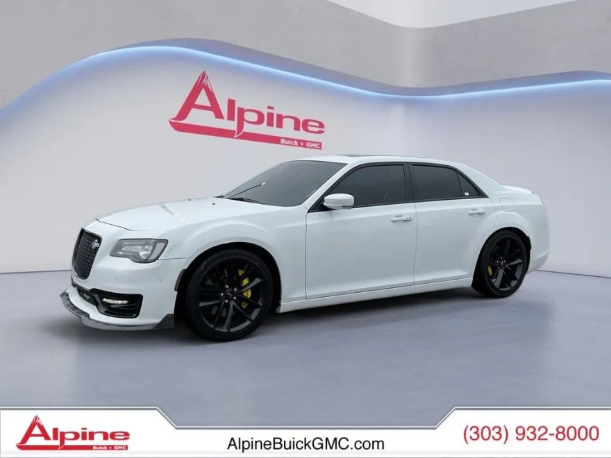 2023 Chrysler 300 photo 1