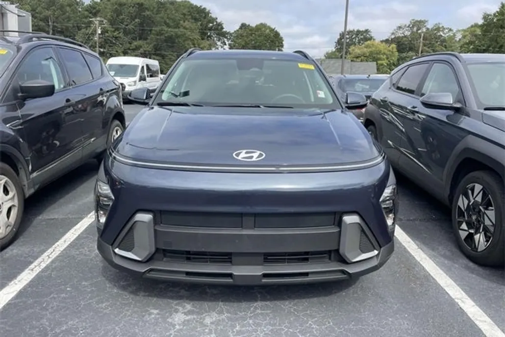 2024 Hyundai Kona SEL photo 1