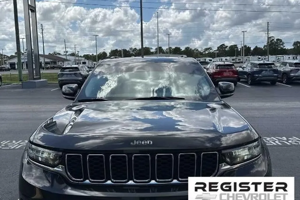 2021 Jeep Grand Cherokee Limited photo 1