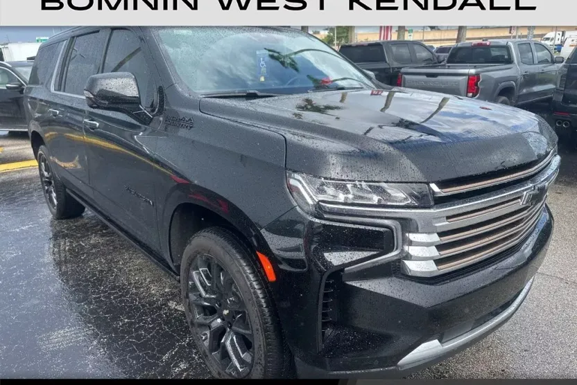 2023 Chevrolet Suburban High Country photo 1