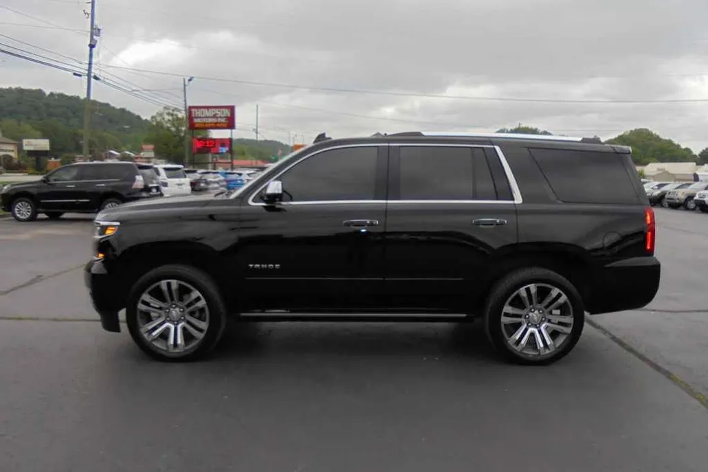 2018 Chevrolet Tahoe Premier photo 1