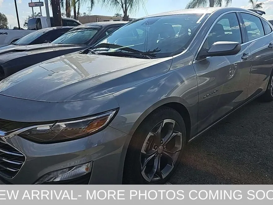 2024 Chevrolet Malibu 1LT photo 1