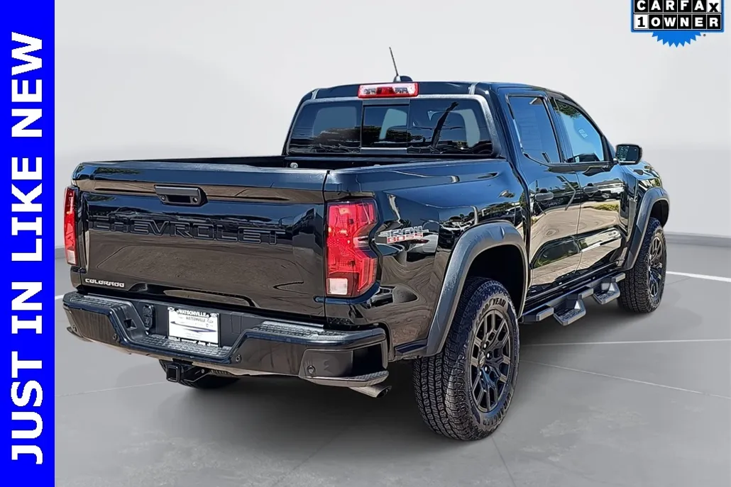 2023 Chevrolet Colorado Trail Boss photo 1