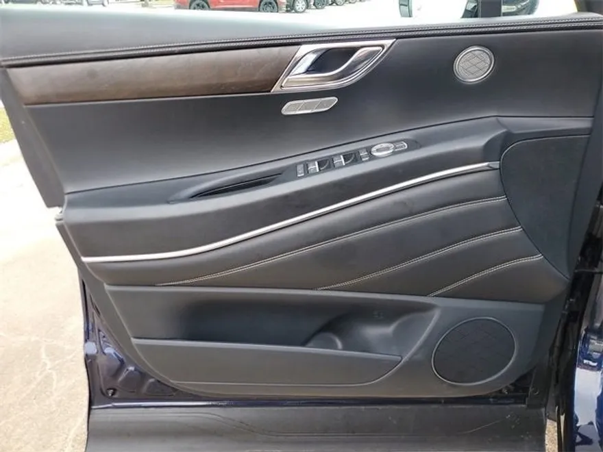 2024 Genesis GV80 2.5T photo 18