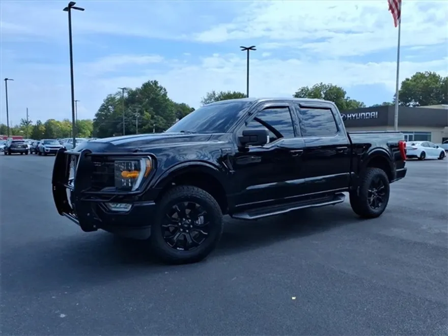 2023 Ford F-150 XLT photo 1