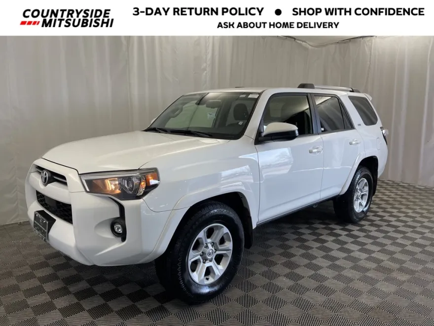 2024 Toyota 4Runner SR5 photo 1