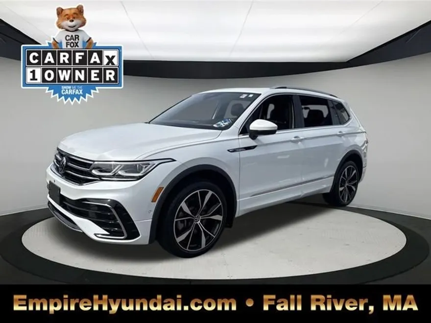 2022 Volkswagen Tiguan SEL Premium R-Line photo 1