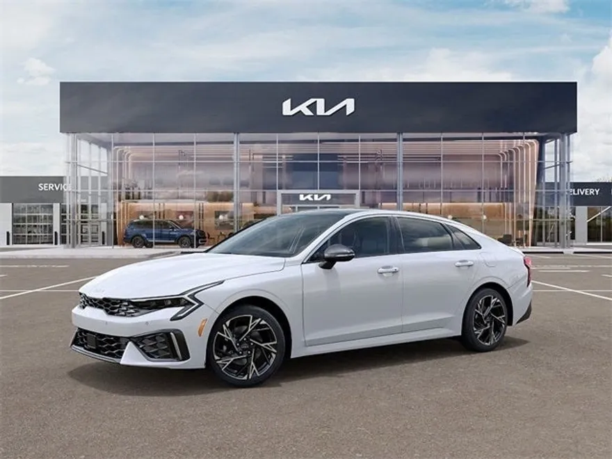 2025 Kia K5 GT-Line photo 3