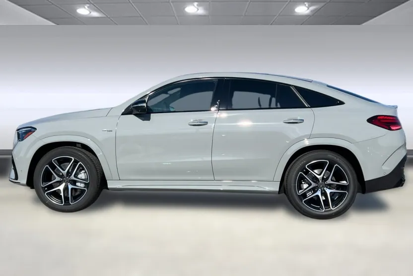 2026 Mercedes Benz GLE AMG 53 photo 1
