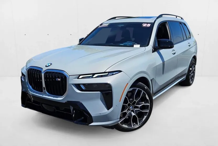 2025 Bmw X7 M60i photo 1