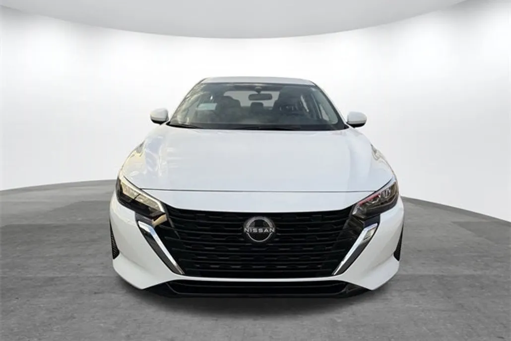 2025 Nissan Sentra S photo 1