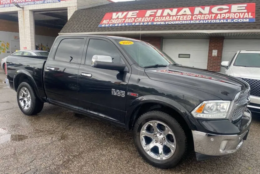 2018 Ram 1500 Laramie photo 1
