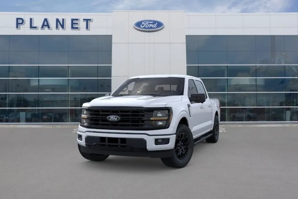 2025 Ford F-150 XLT photo 1