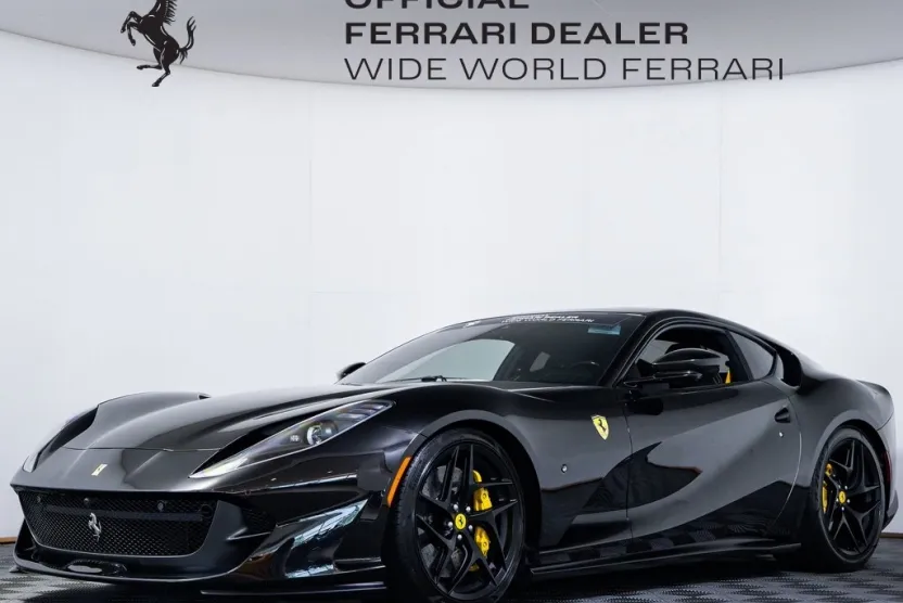 2020 Ferrari 812 Superfast Base photo 1