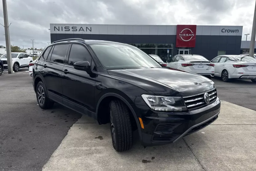 2021 Volkswagen Tiguan S photo 1