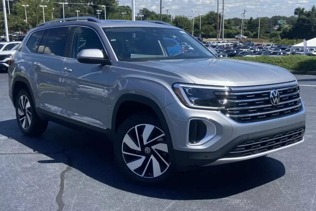 2026 Volkswagen Atlas SEL photo 1