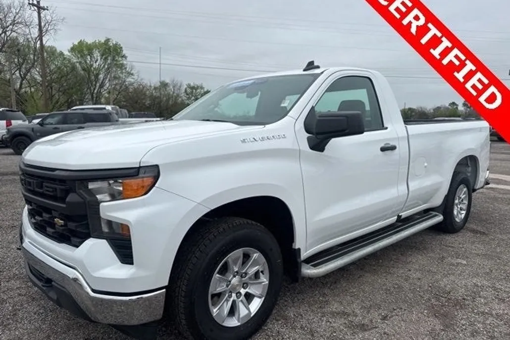 2024 Chevrolet Silverado 1500 photo 1