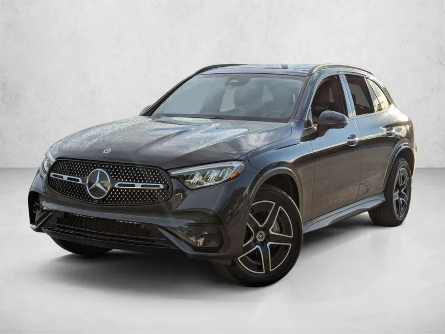 2025 Mercedes Benz GLC 300 4MATIC photo 1