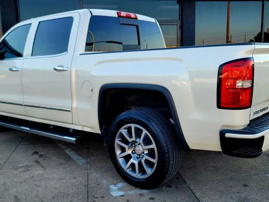 2015 Gmc Sierra 1500 Denali photo 1