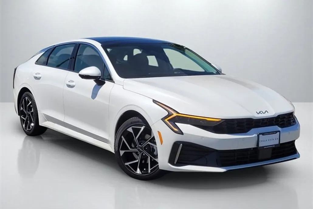 2025 Kia K5 EX photo 1