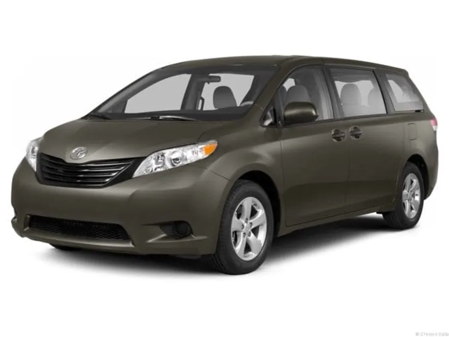 2013 Toyota Sienna XLE photo 1