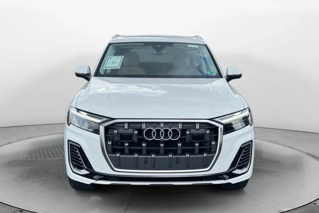 2025 Audi Q7 Premium Plus 45 photo 1