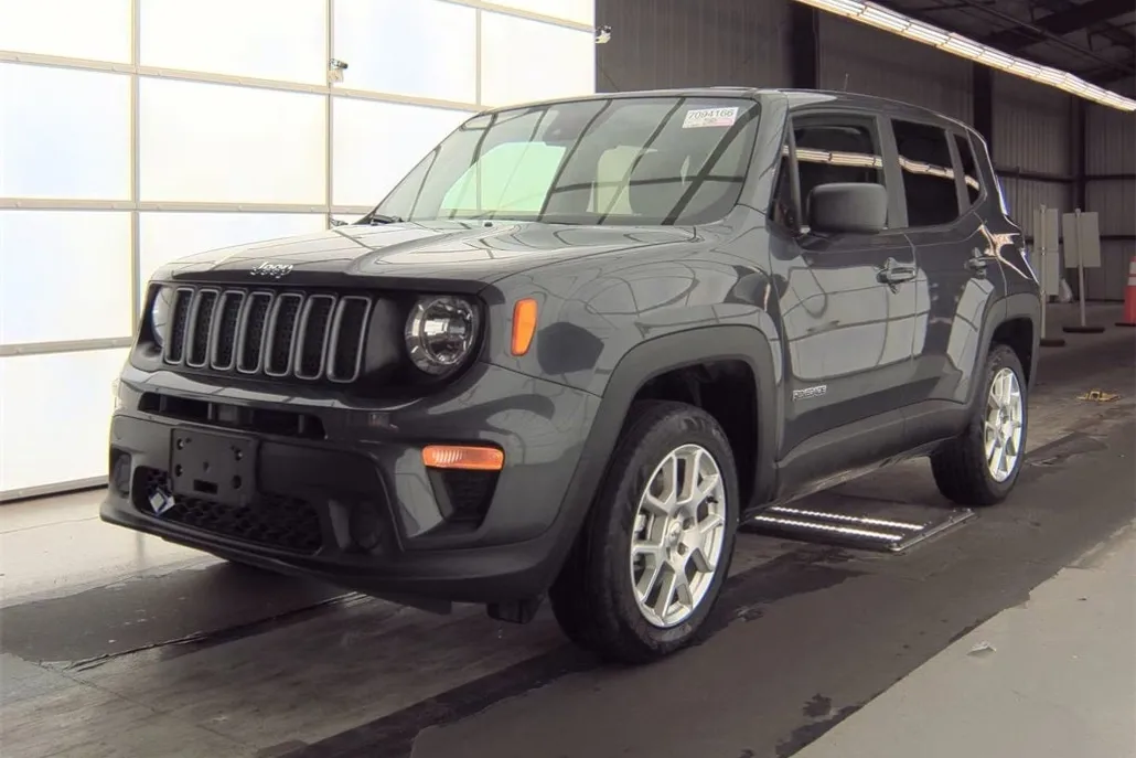 2023 Jeep Renegade Latitude Upland photo 1