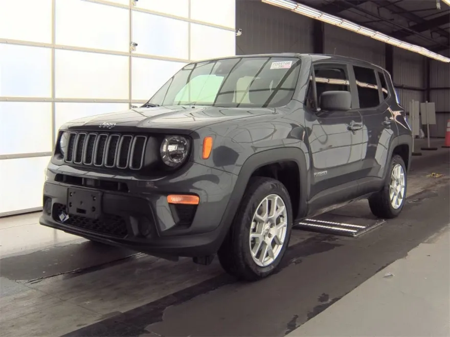 2023 Jeep Renegade Latitude Upland photo 1